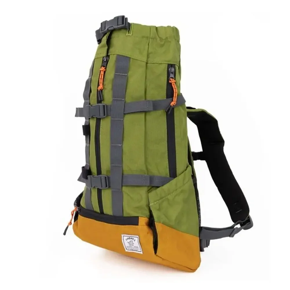 NWT URBAN 3 Dual Use Dog Carrier and Traditional Backpack K9 Sack Travel Small